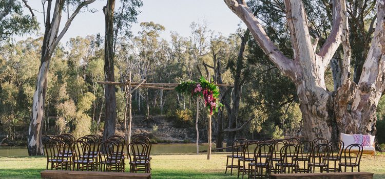 How to Plan Your Big Day with Wedding Venue Stylists?