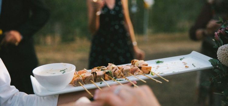 How to get Exclusive catering Gold coast services for your caters?