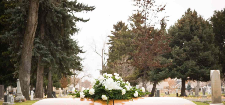 How to Save Money on Casket Prices?