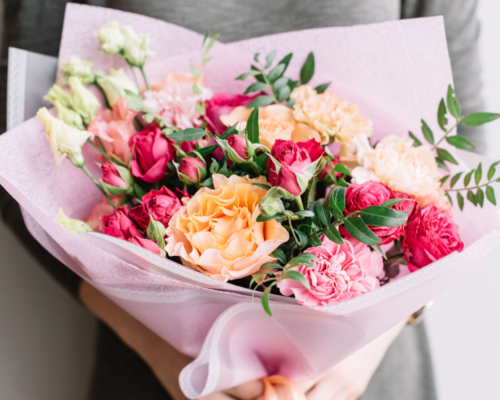 How Flowers and Gifts Can Brighten Someone’s Day